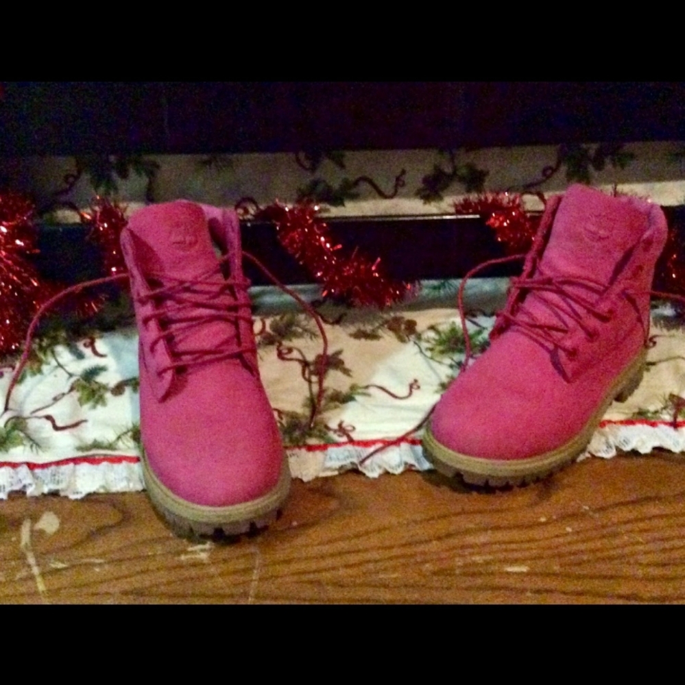 Pink timberlands - Picture 2 of 3